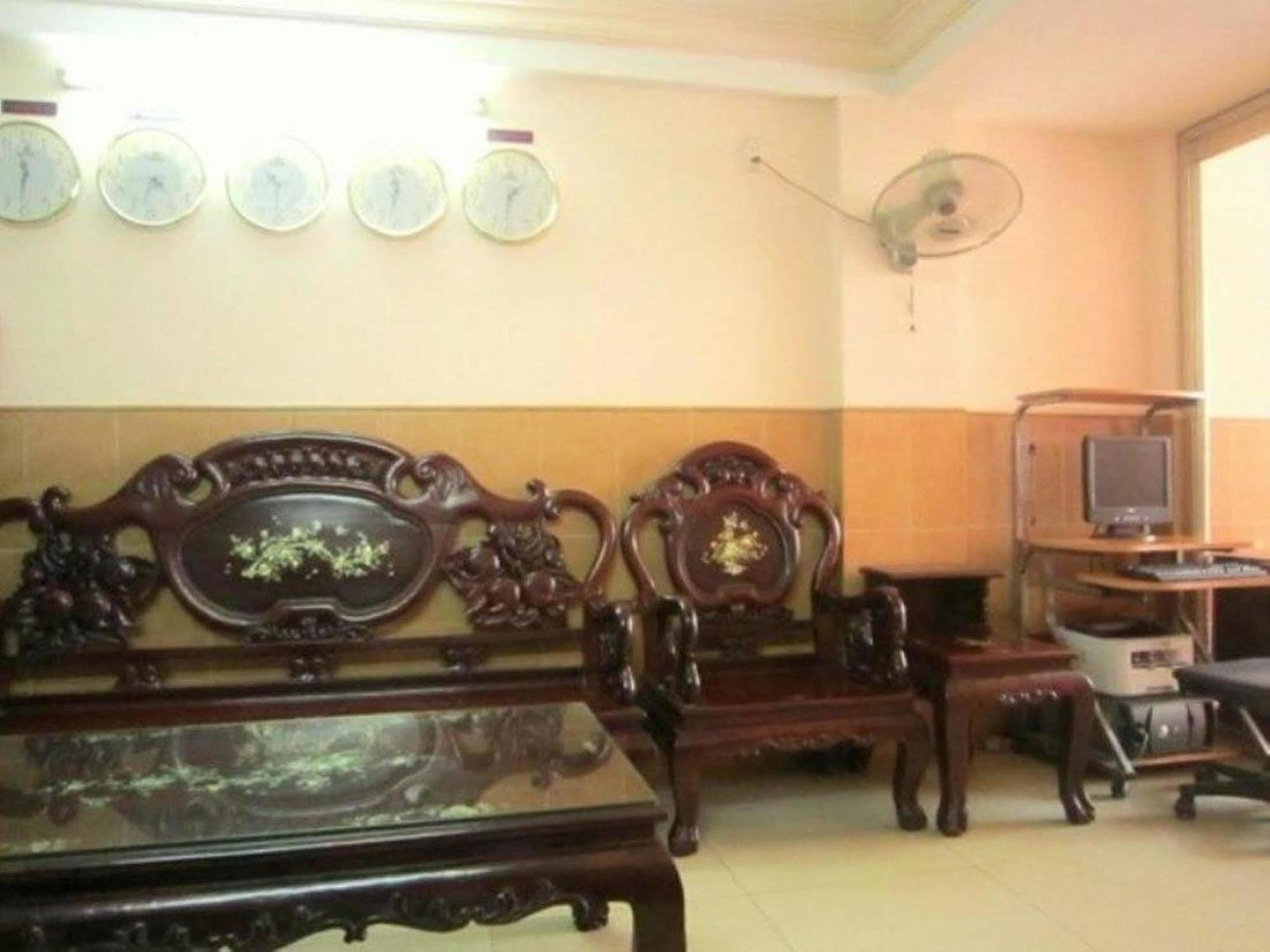 Elegant Inn Хошимин Экстерьер фото