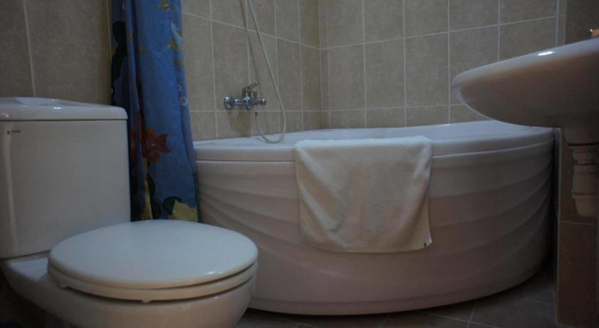 Elegant Inn Хошимин Экстерьер фото