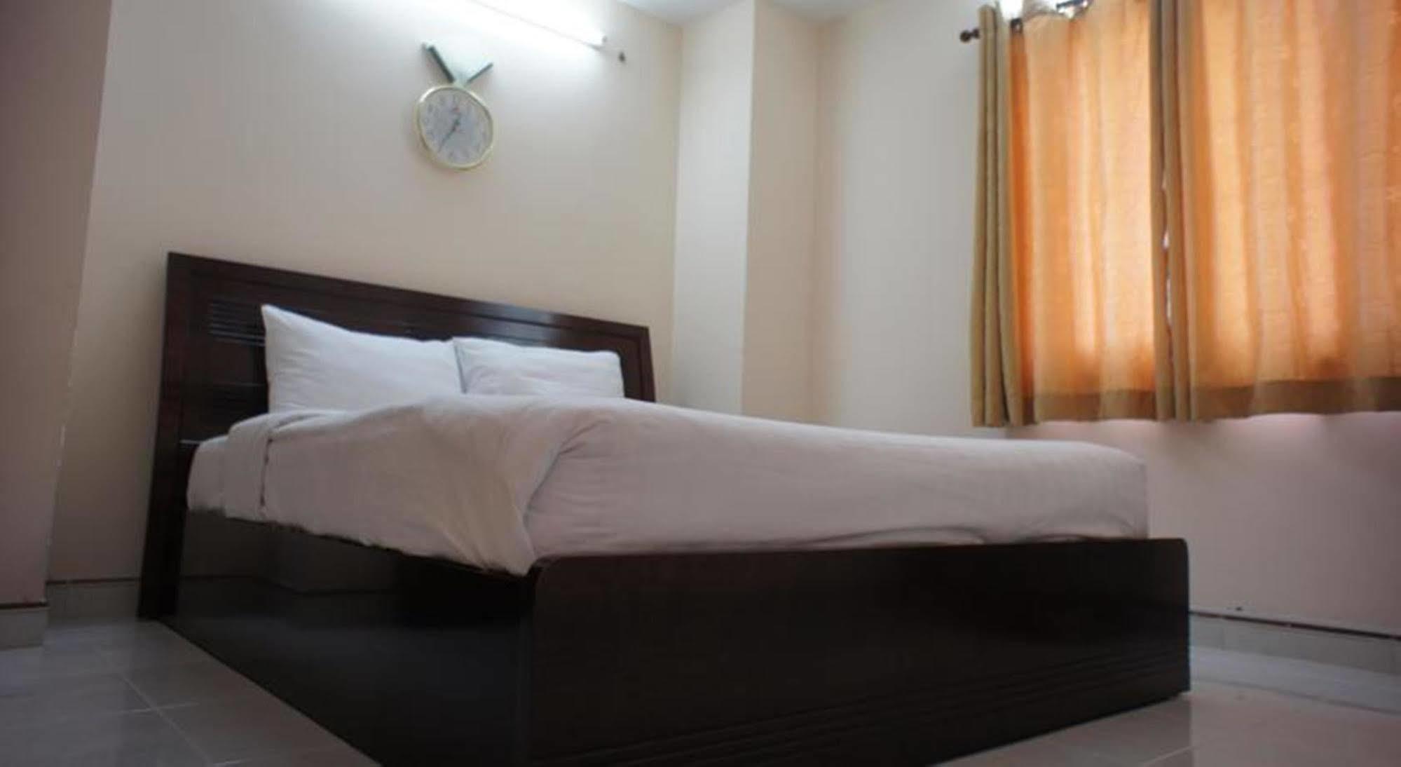 Elegant Inn Хошимин Экстерьер фото